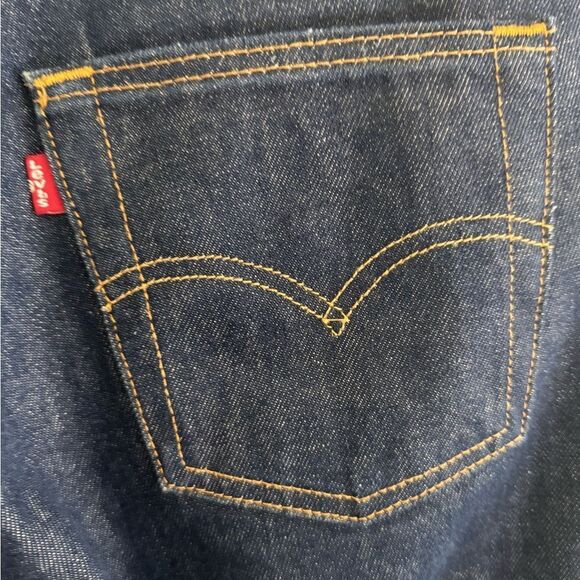 Levi's 501 dark Blue Straight Jeans with Classic Cut - Picture 5 of 9
